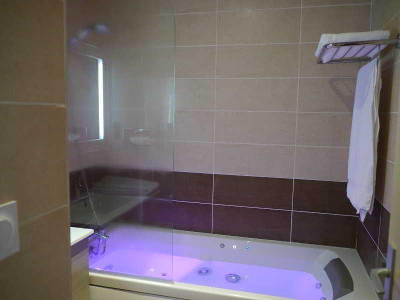 Hotel Le Barry, Toulouse Nord Gratentour Экстерьер фото